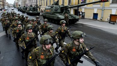 Photo of روسيا وأوكرانيا: الكرملين يعترف بارتكاب أخطاء في التعبئة العسكرية وسط تنامي المعارضة الشعبية