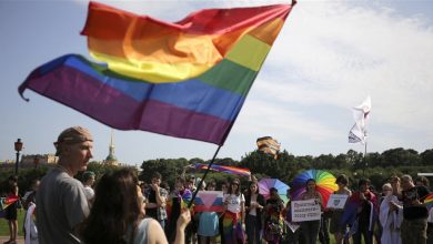 Photo of القضاء الروسي يحظر أنشطة المثليين في البلاد